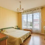 Cosy A Biarritz, Proche Des Commerces Et Plages, Avec Parking Et Balcon - Fr-1-3-607 * Biarritz